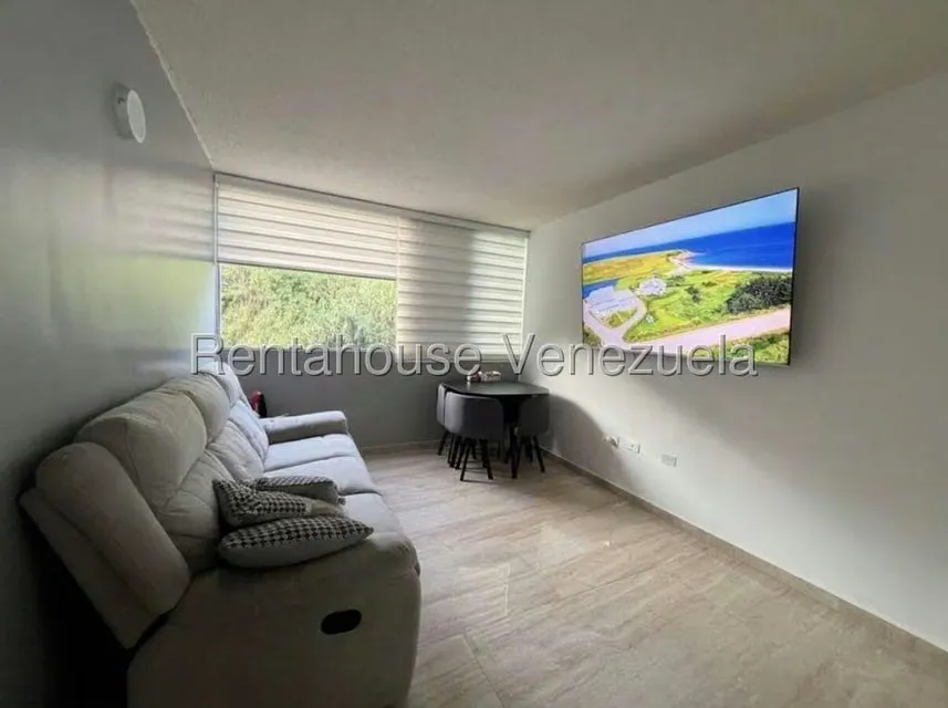 Apartamento (1 Nivel) en Venta en Los Naranjos Humboldt, Distrito Metropolitano - 3