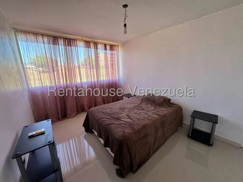 Apartamento (1 Nivel) en Venta en Buenaventura, Miranda - 26