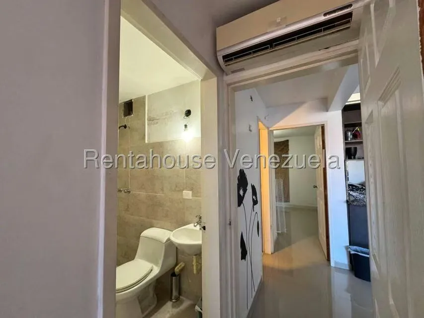 Apartamento (1 Nivel) en Venta en Buenaventura, Miranda - 28