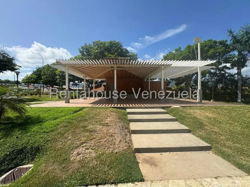 Apartamento (1 Nivel) en Venta en Buenaventura, Miranda - 32
