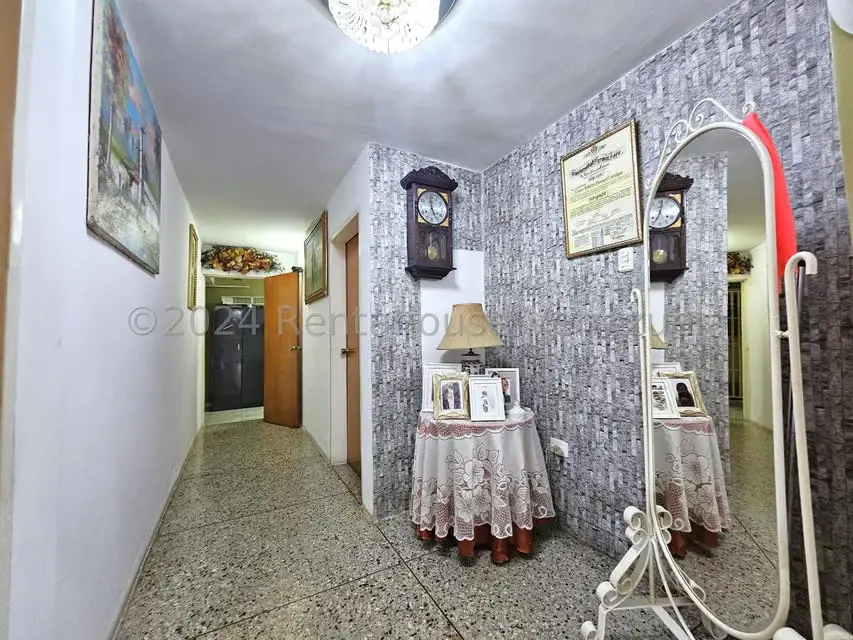 Comercial (Edificio) en Venta en Zona Oeste, Lara - 12