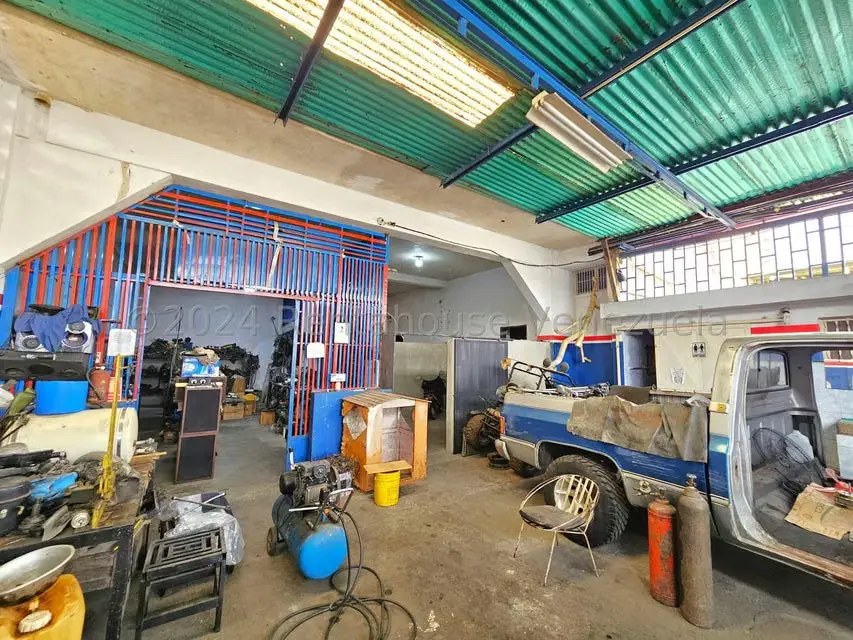 Comercial (Edificio) en Venta en Zona Oeste, Lara - 31