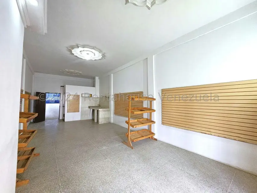 Comercial (Edificio) en Venta en Zona Oeste, Lara - 38