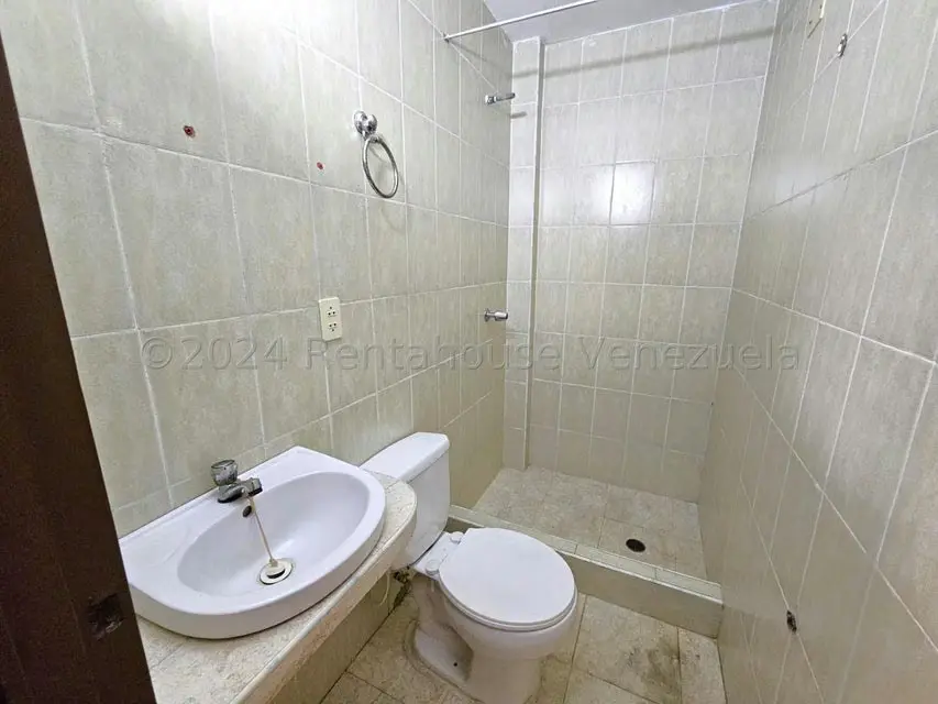 Comercial (Edificio) en Venta en Zona Oeste, Lara - 40