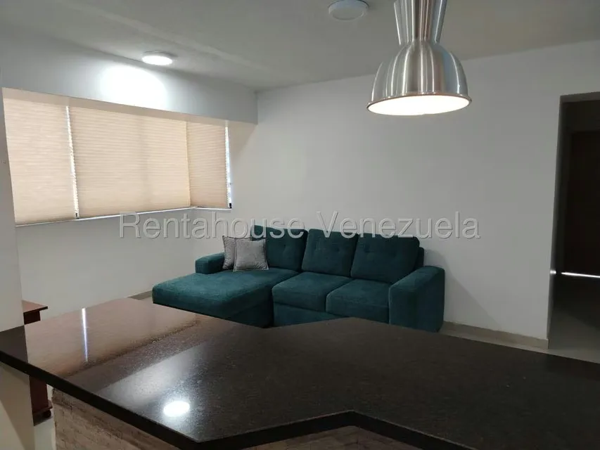 Apartamento (1 Nivel) en Alquiler en La Boyera, Distrito Metropolitano - 10