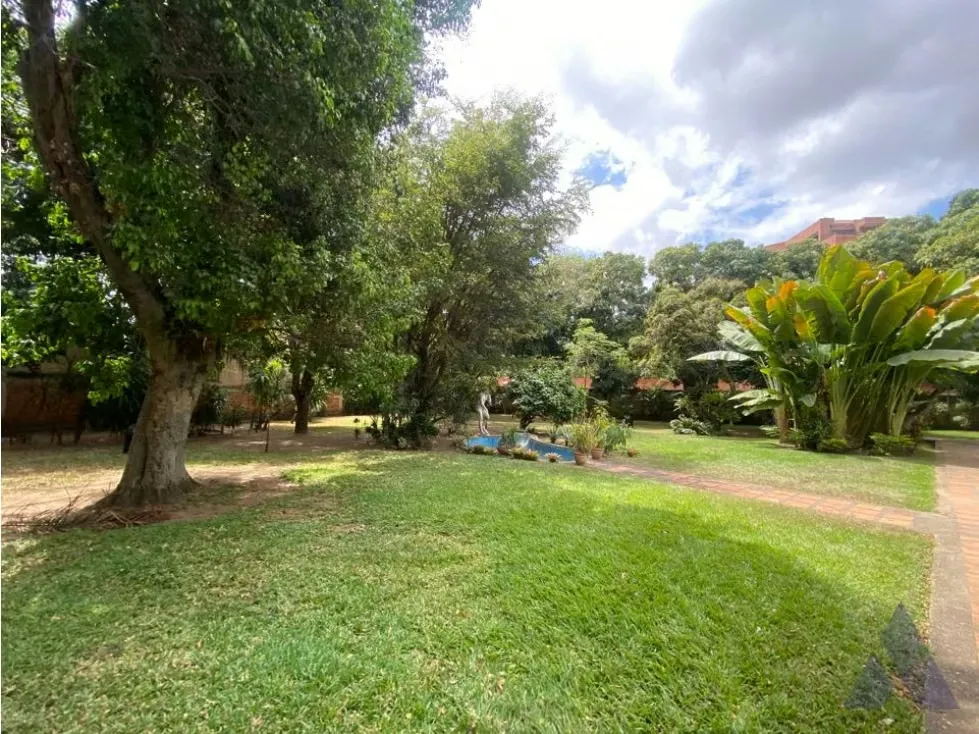 Vendo terreno residencial 3000m2 Los Chorros 8029