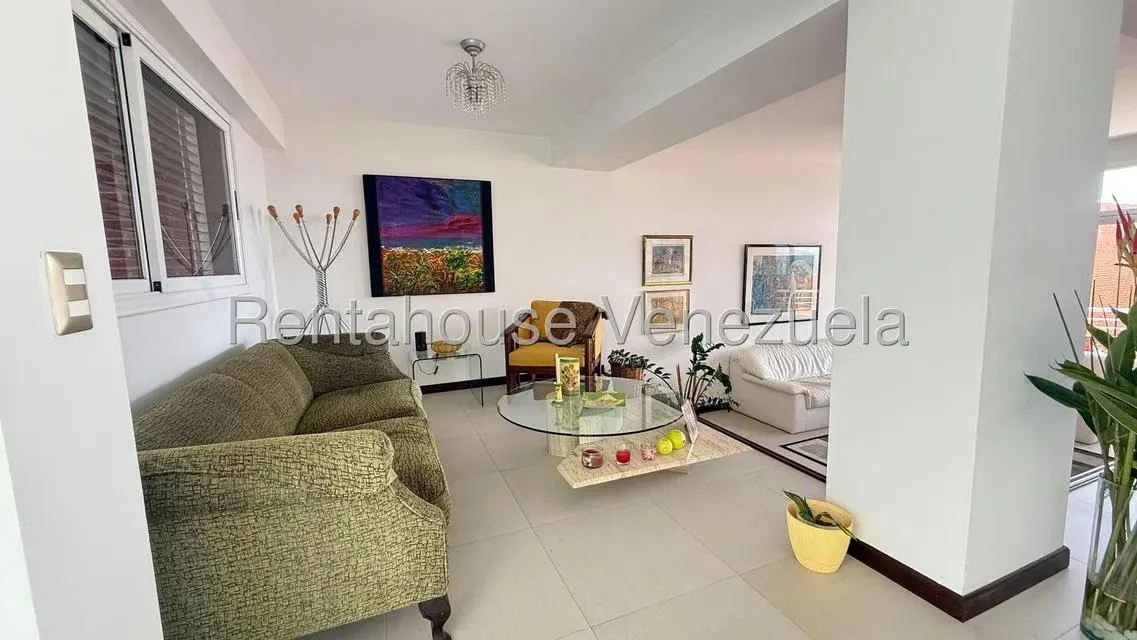 Townhouse (Multiples Niveles) en Venta en Loma Linda, Distrito Metropolitano - 4