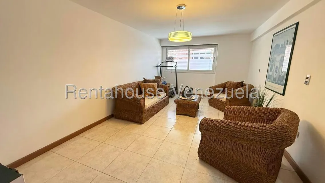 Townhouse (Multiples Niveles) en Venta en Loma Linda, Distrito Metropolitano - 35