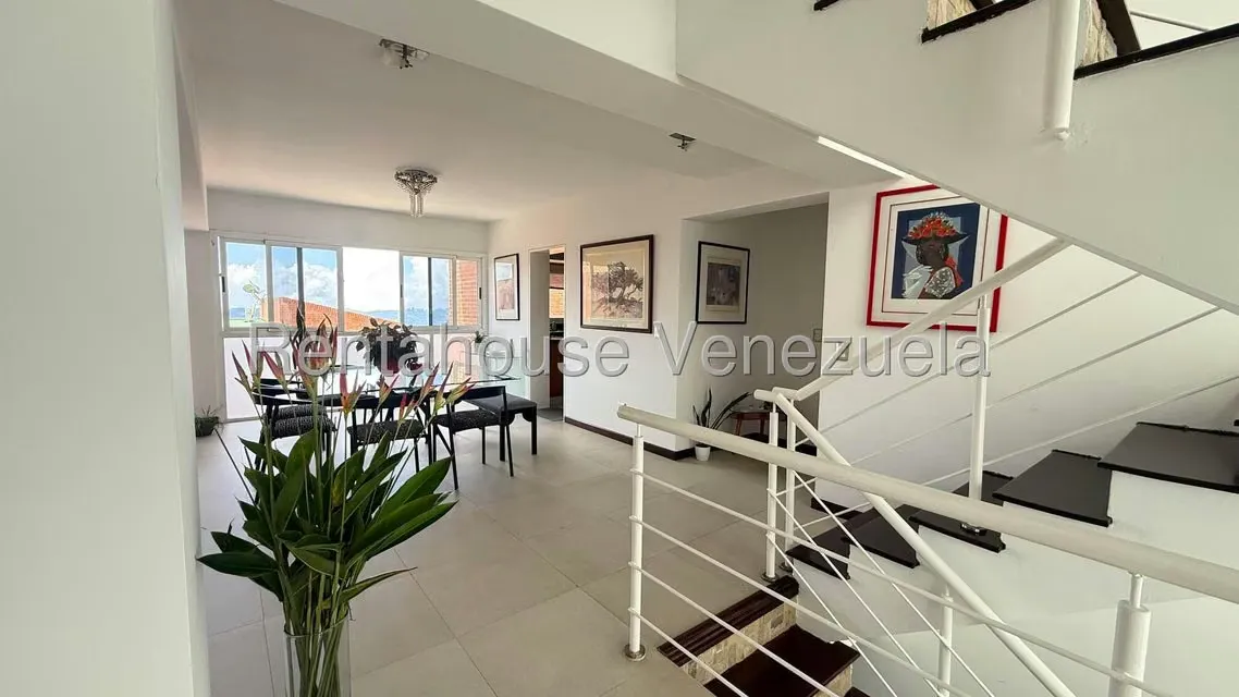 Townhouse (Multiples Niveles) en Venta en Loma Linda, Distrito Metropolitano - 5