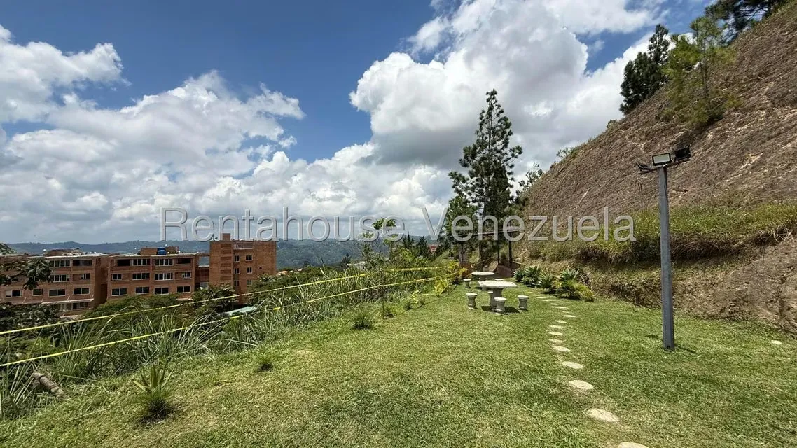 Townhouse (Multiples Niveles) en Venta en Loma Linda, Distrito Metropolitano - 43
