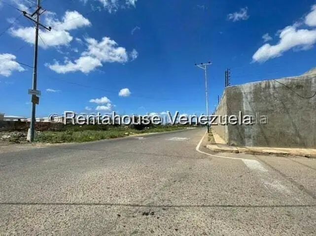 Terreno (Comercial) en Venta en Puerta Maraven, Falcon