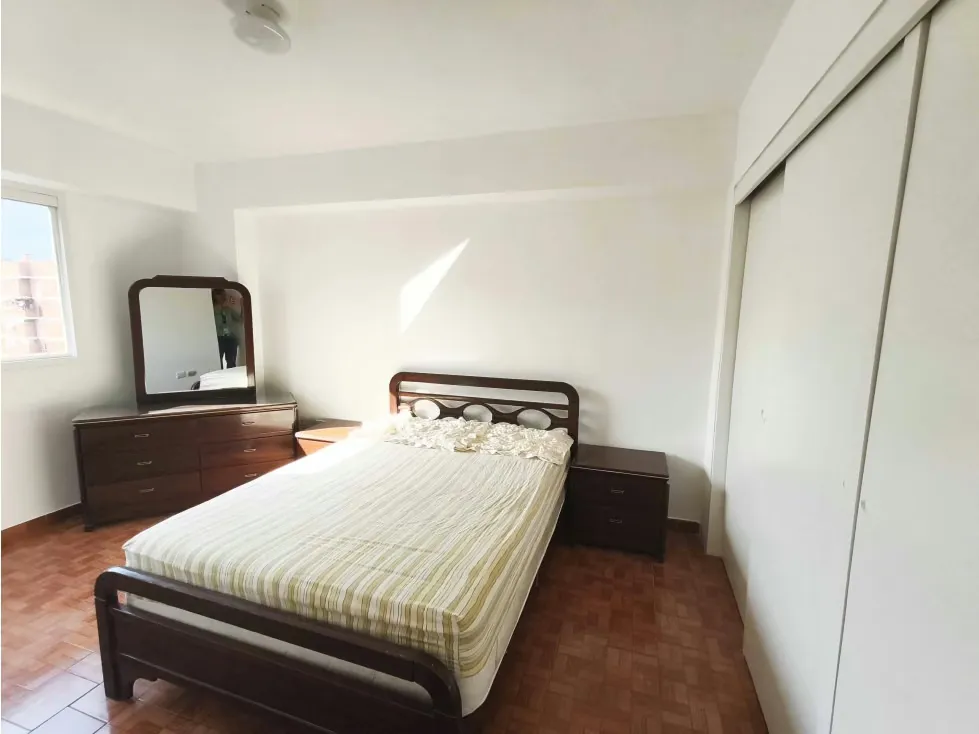 LINDO APARTAMENTO EN VENTA EN LOS RUICES 100mts/3H/2B - 17