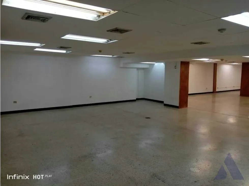 Alquilo local 800m2 La Urbina 5403 - 10