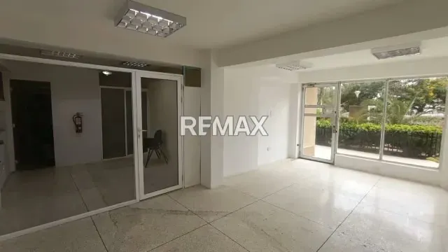 Local Comercial edificio Bedaloa - 3