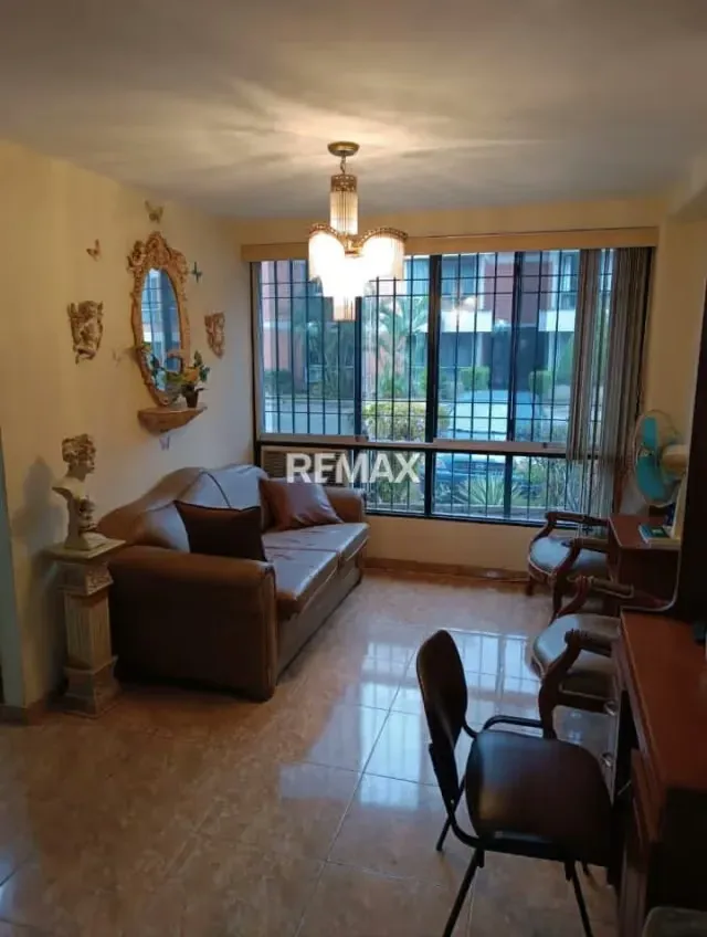 Apartamento en Alquiler Amoblado en Jardines de Castillejo - 2