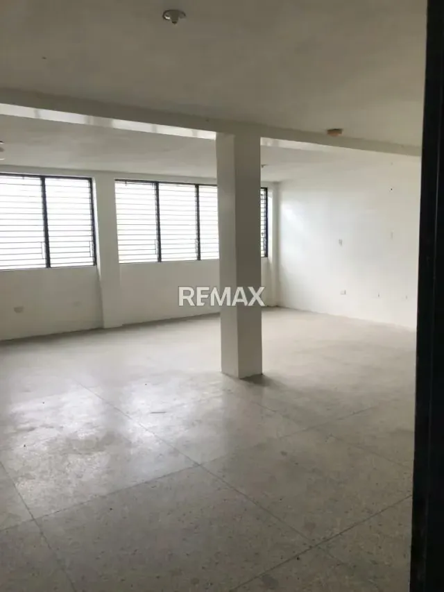 ALQUILO LOCAL COMERCIAL EN BARQUISIMETO - 5