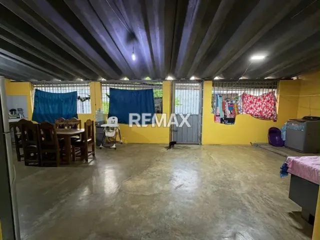 En Venta Casa ubicada en Guanare, Sector La Arenosa, Esquina Carrera 9 con Calle 10, Guanare, Portuguesa, Venezuela - 4