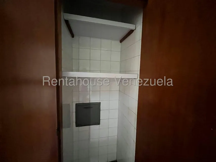 Apartamento (1 Nivel) en Alquiler en Guaparo, Carabobo - 14