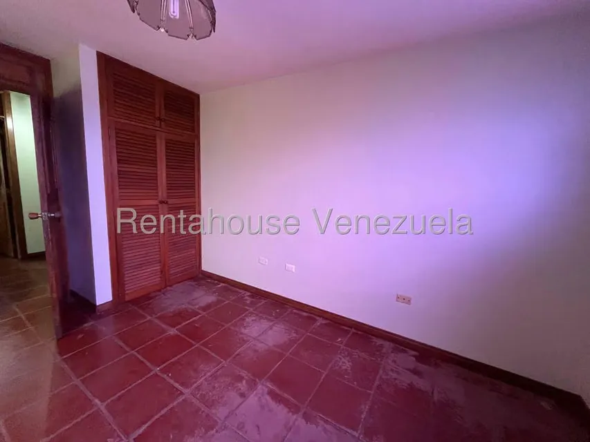 Apartamento (1 Nivel) en Alquiler en Guaparo, Carabobo - 21