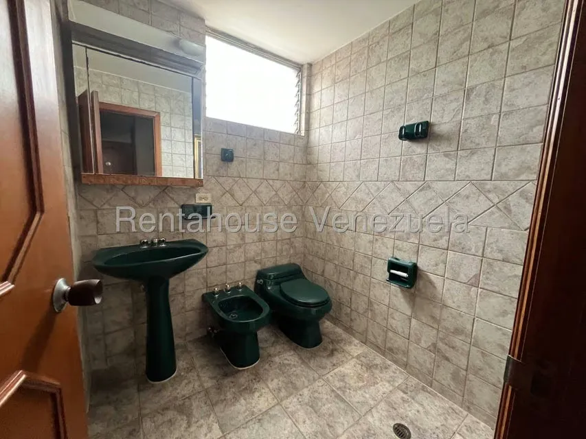 Apartamento (1 Nivel) en Alquiler en Guaparo, Carabobo - 24