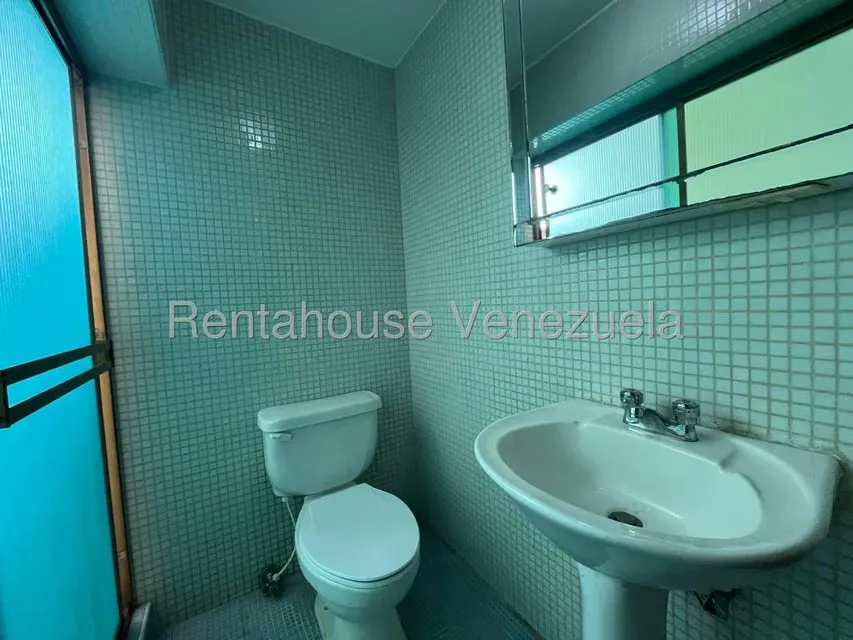 Apartamento (1 Nivel) en Alquiler en Guaparo, Carabobo - 29