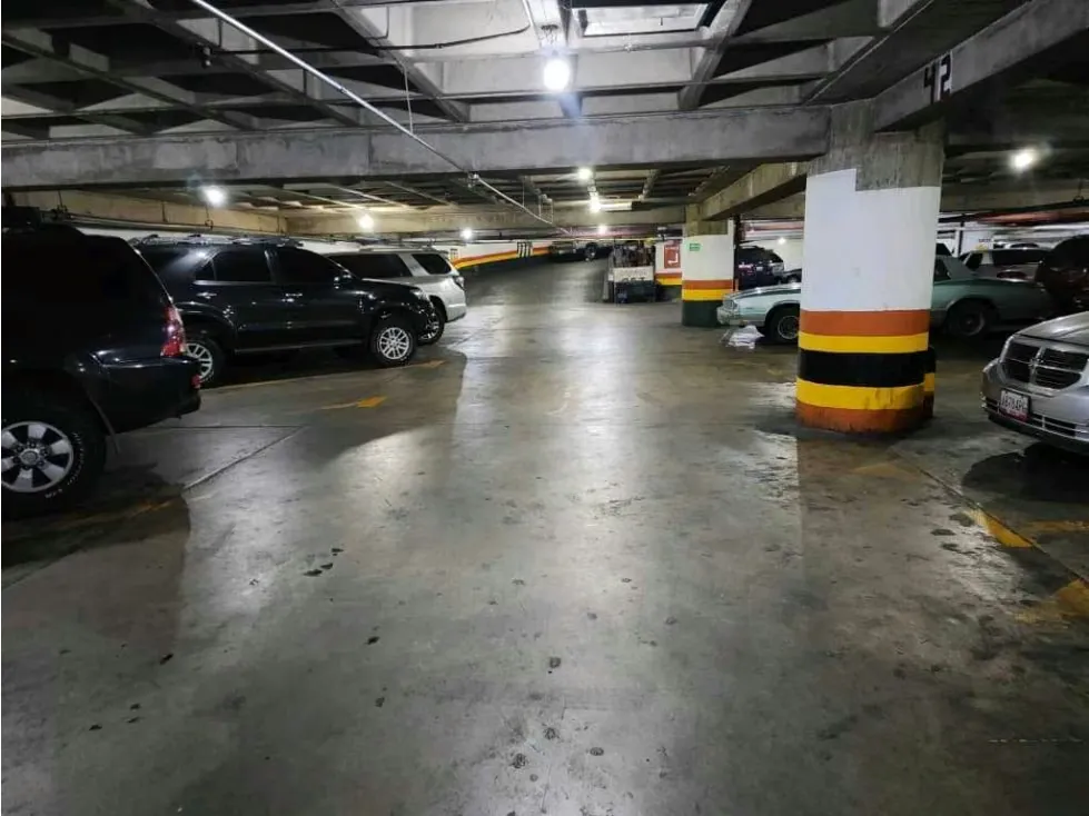 Se vende estacionamiento 1850m2 Catia 2782 - 11