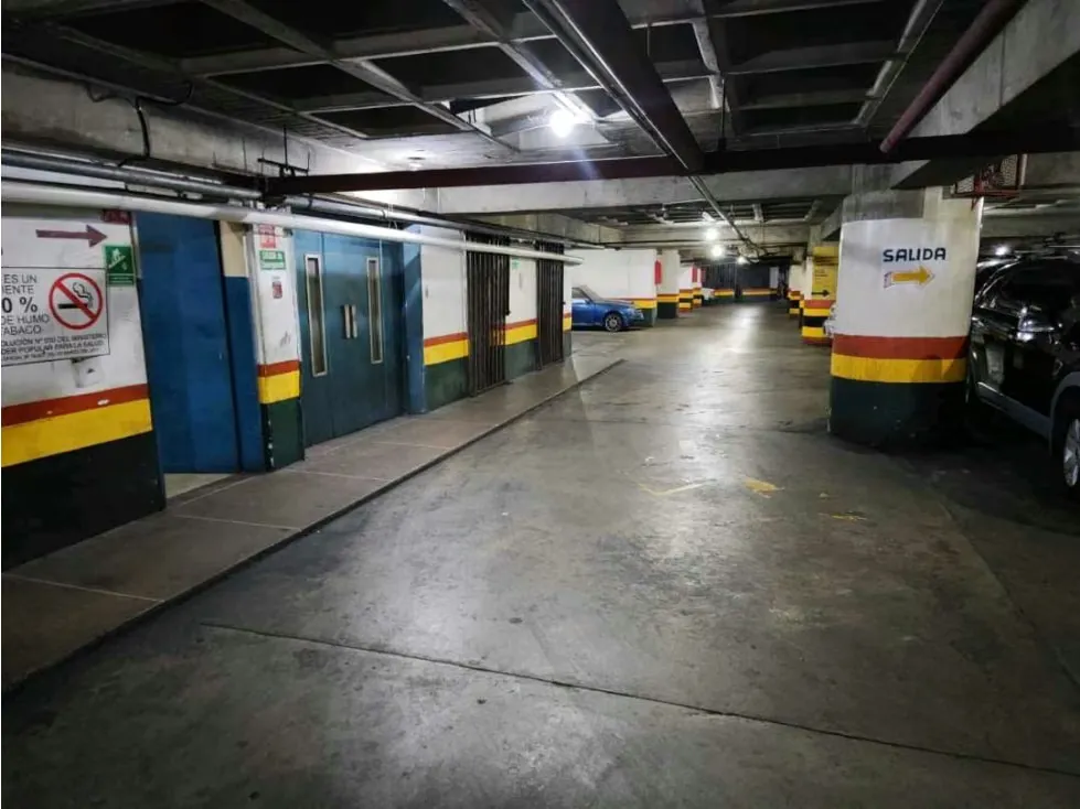 Se vende estacionamiento 1850m2 Catia 2782 - 8