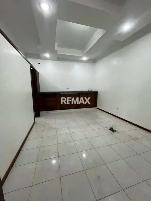 En venta local comercial sector centro Acarigua - 10