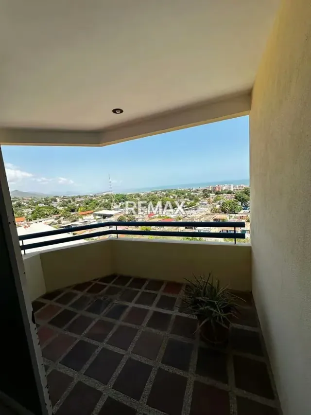 Se Vende Amplio Pent House de 3 niveles en Puerto Piritu,Edo Anzoategui - 9