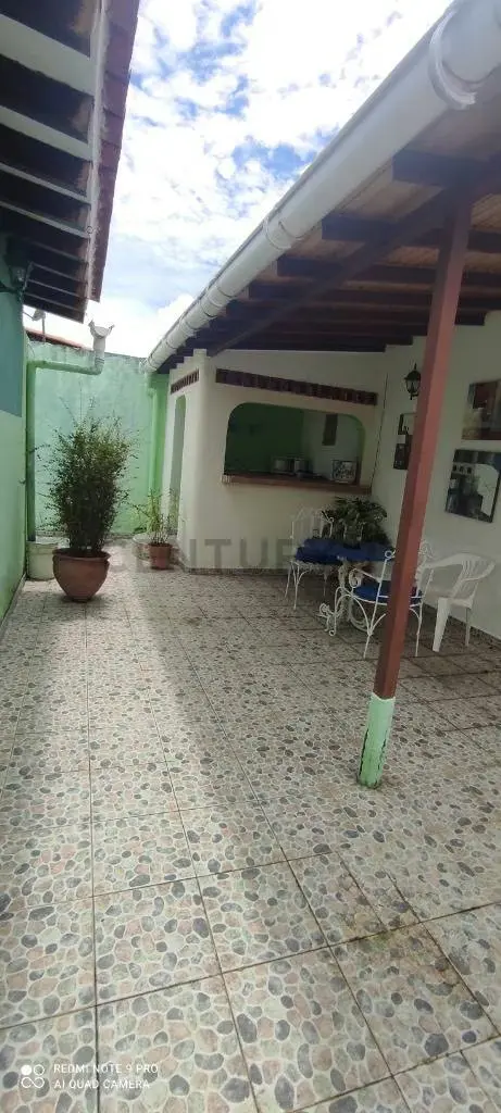 SE VENDE casa en Urbanismo Sector Juanico - 6