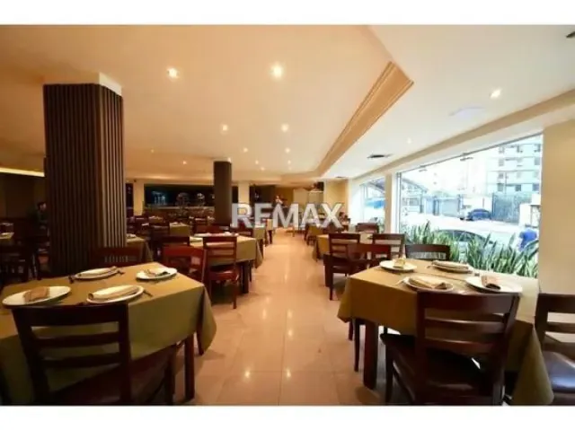 Se vende Fondo de Comercio de amplio y moderno restaurante. - 4