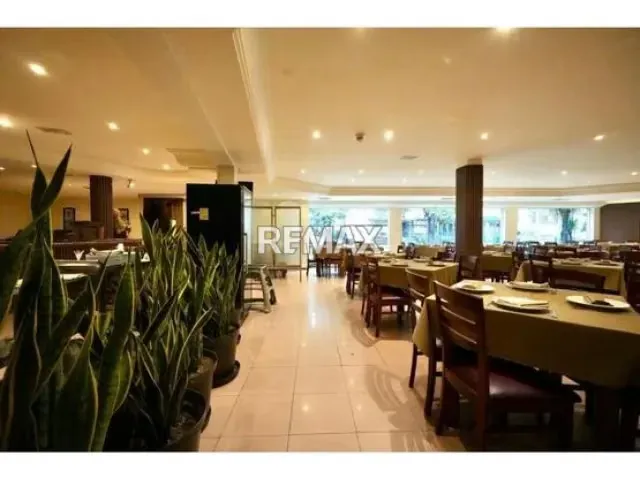 Se vende Fondo de Comercio de amplio y moderno restaurante. - 6