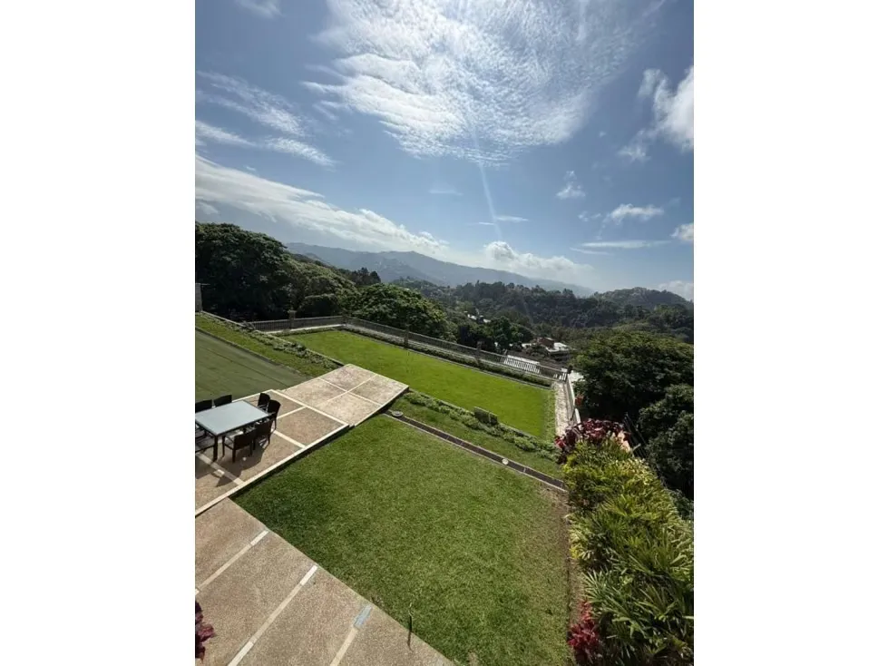 Vendo Casona LA LAGUNITA $850.000 calle cerrada. Actualizar - 19
