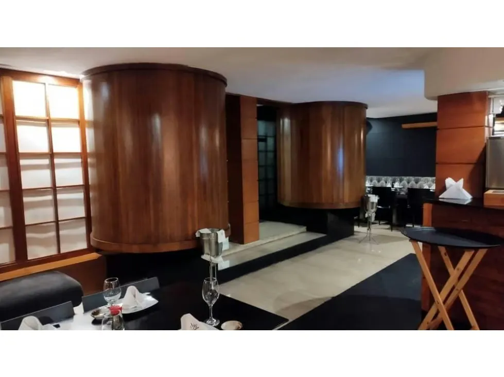 Vendo edificio 1600m2 Las Mercedes 6430 - 6