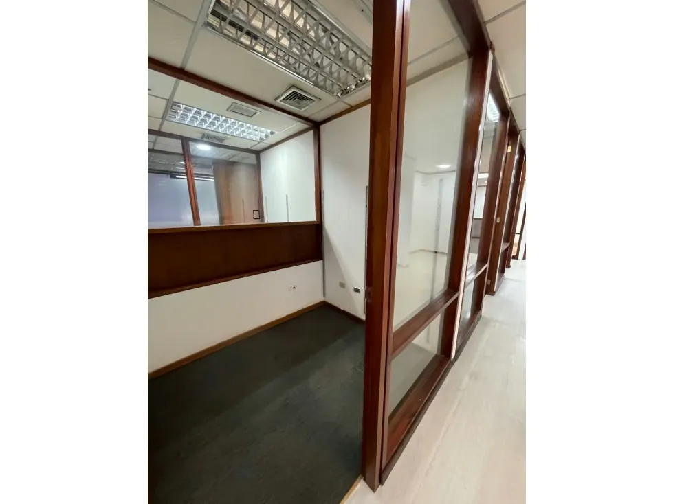 Se vende/alquila oficina 206m2 El Rosal 1398 - 5