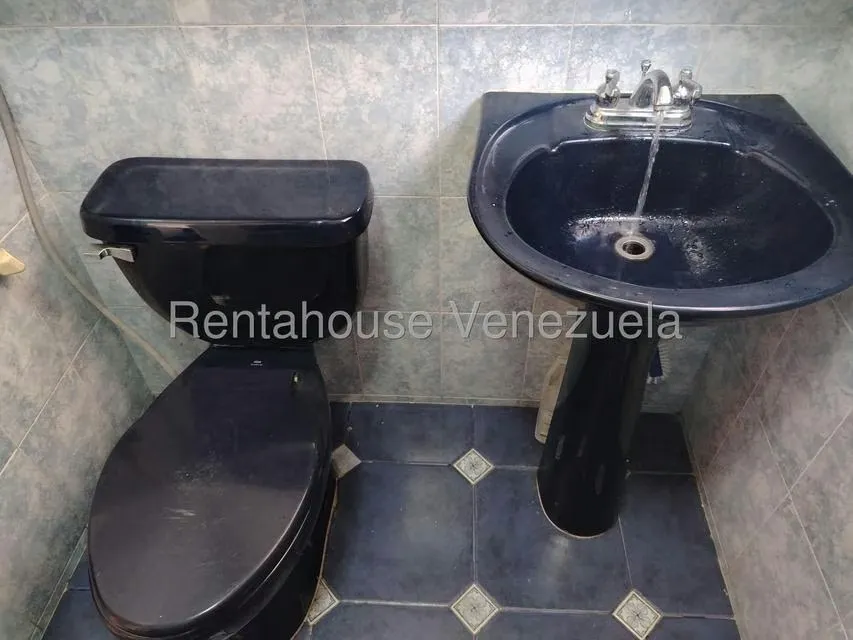 Apartamento (1 Nivel) en Venta en Caricuao, Distrito Metropolitano - 12