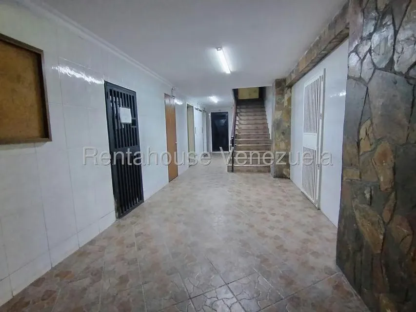 Apartamento (1 Nivel) en Venta en Caricuao, Distrito Metropolitano - 28