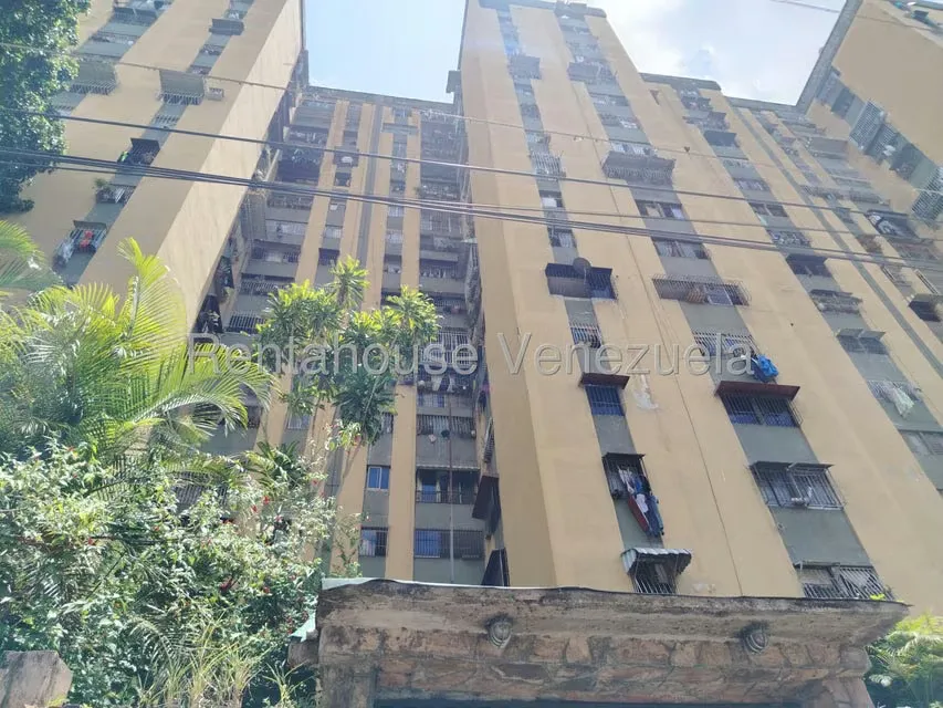 Apartamento (1 Nivel) en Venta en Caricuao, Distrito Metropolitano - 31