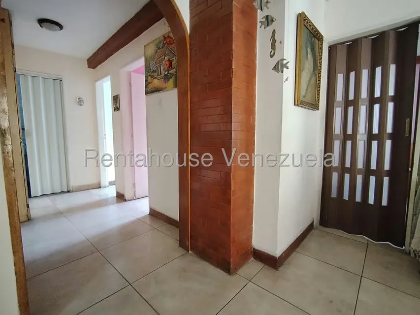 Apartamento (1 Nivel) en Venta en Caricuao, Distrito Metropolitano - 9