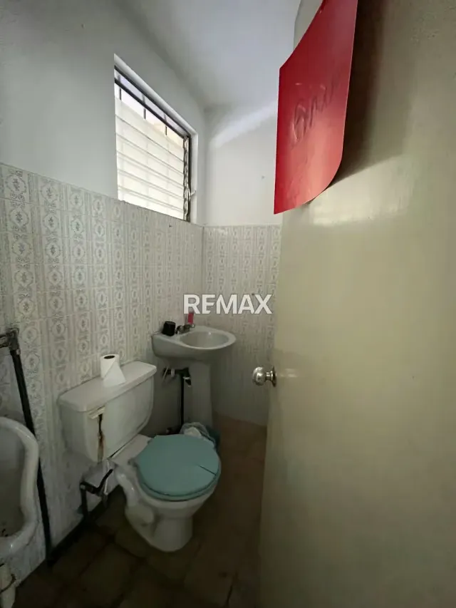 Vendo Local Comercial en Terrazas de Los Nísperos a Pie de Calle - 10