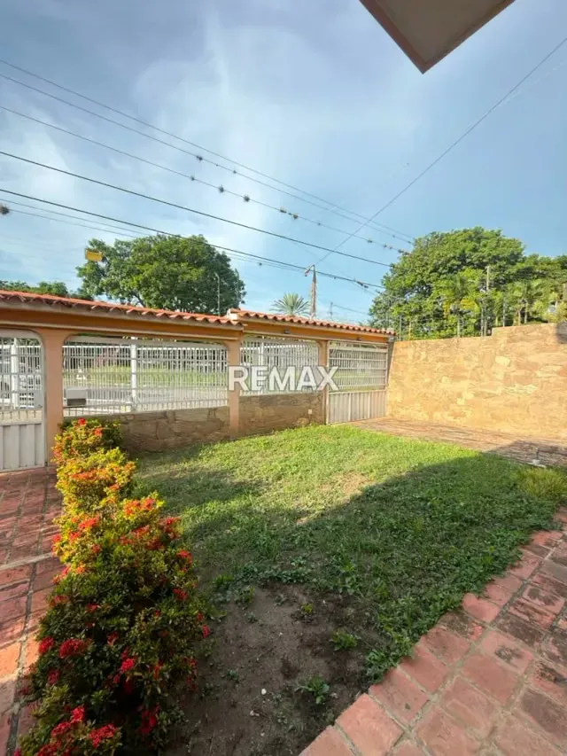 EN VENTA AMPLIA CASA EN URBANIZACION BARICI, ESTE DE BARQUISIMETO - 8