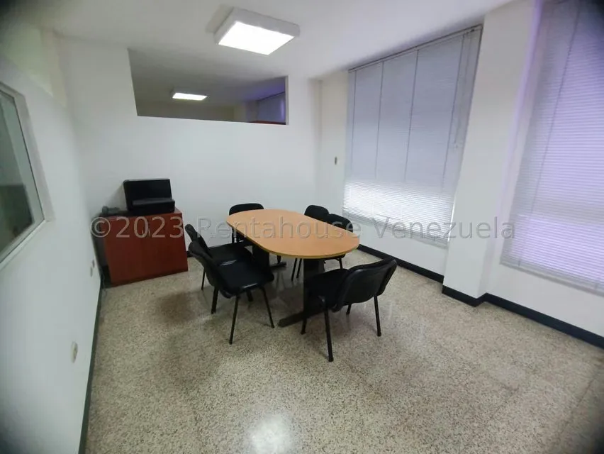Oficina en Alquiler en Sabana Grande, Distrito Metropolitano - 23