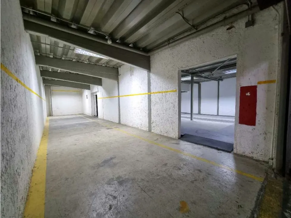 En venta terreno c/ galpones y estacion de gasolina 2500m2 Chacao 4367 - 15