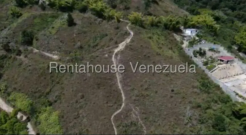Terreno (Residencial) en Venta en Oripoto, Distrito Metropolitano - 16