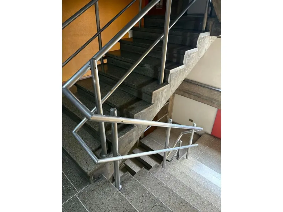 Vta/Sabana Grande/2 oficinas colindantes 99m2+70m2/5of/2B/recepcion - 2