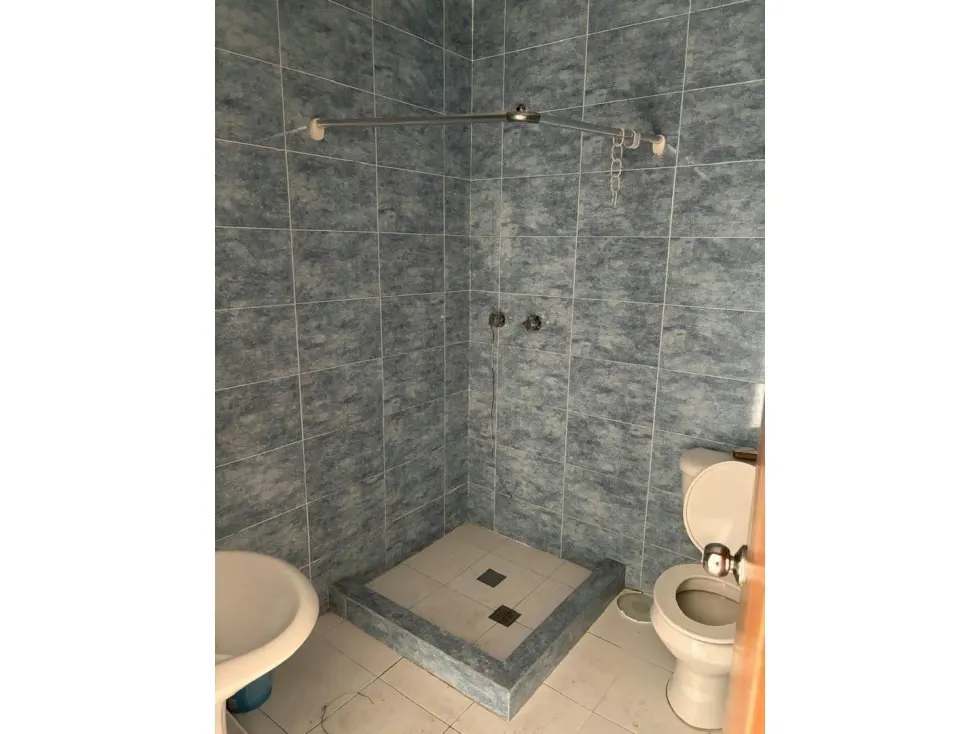 Vta/Sabana Grande/2 oficinas colindantes 99m2+70m2/5of/2B/recepcion - 5