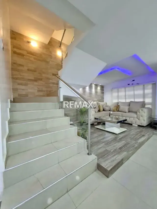 En VENTA CASA EN Av. LA ULA Villa Granadina - 6