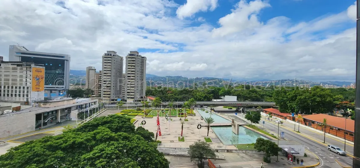 Oficina en Venta en Los Dos Caminos, Distrito Metropolitano - 17