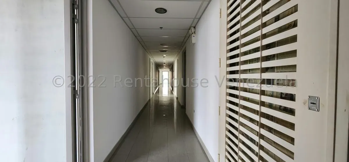 Oficina en Venta en Los Dos Caminos, Distrito Metropolitano - 30