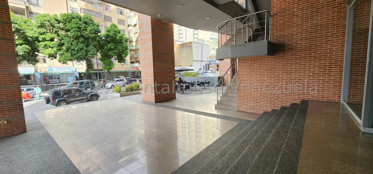 Oficina en Venta en Los Dos Caminos, Distrito Metropolitano - 8